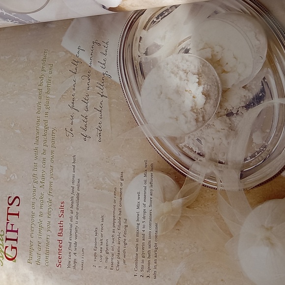 Southern Living Ultimate Christmas Book - Picture 9 of 12